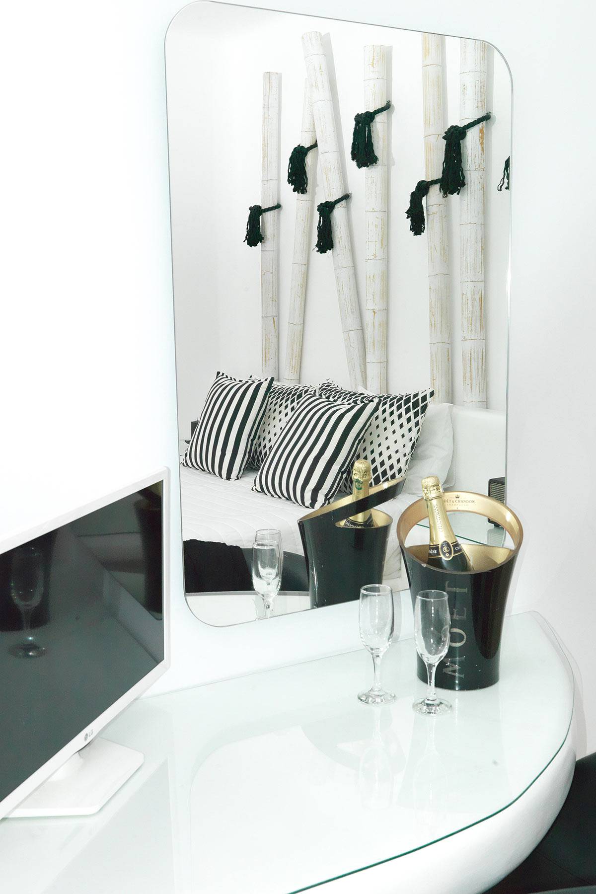 san marino suites fira santorini greece 7