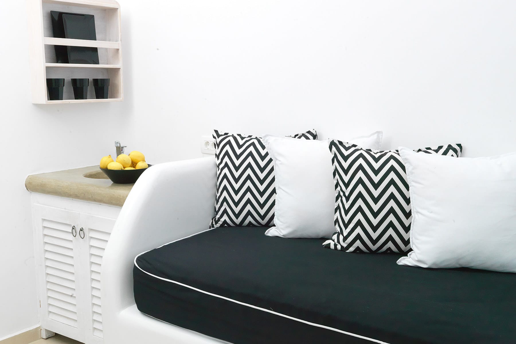 san marino sea view suites12